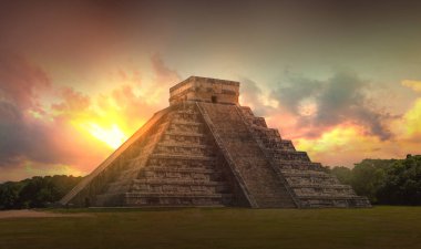 Meksika, Chichen Itz, Yucatn. Maya Piramidi Kukulcan El Castillo, antik site. Meksika