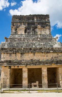 Meksika, Yucatan, Maya Büyük Balo Salonu ve Jaguar Tapınağı.