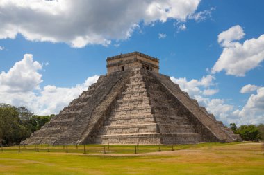 Meksika, Chichen Itz, Yucatn. Maya Piramidi Kukulcan El Castillo, antik site. Meksika