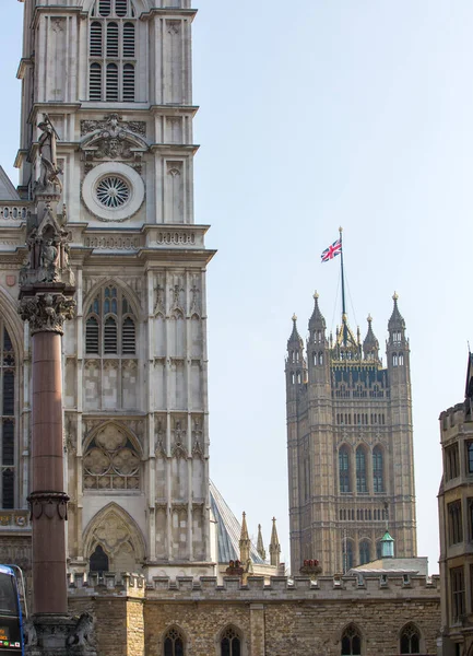 London Storbritannien Juni 2019 Westminster Abbey Parliament Tower Gadeudsigt - Stock-foto