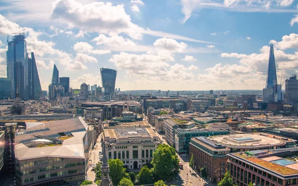 Londen Verenigd Koninkrijk Juni 2019 Uitzicht Stad Londen Zonnige Dag — Stockfoto