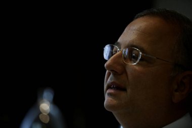 Salvador, Bahia / Brezilya - 13 Aralık 2017: Bahia Eyaleti Sağlık Bakanı Fabio Villas Boas Salvador 'da görüldü.