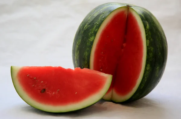 Salvador Bahia Brazil Juni 2020 Gebroken Watermeloen Fruit Wordt Gezien — Stockfoto