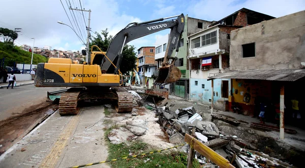 Salvador Bahia Brazil Aprile 2018 Assiste Alla Demolizione Costruzioni Irregolari — Foto Stock