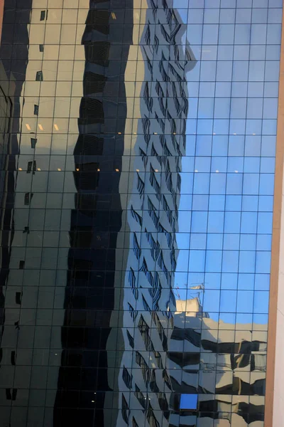 Salvador Bahia Brasil Septiembre 2015 Reflexiones Calle Ven Edificio Espejo — Foto de Stock