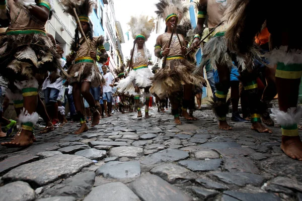 Salvador Bahia Brasil Julho 2015 Índios São Vistos Durante Desfile — Fotografia de Stock