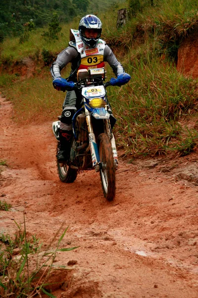 Porto Seguro Bahia Brazil Aprile 2009 Motociclista Viene Visto Durante — Foto Stock