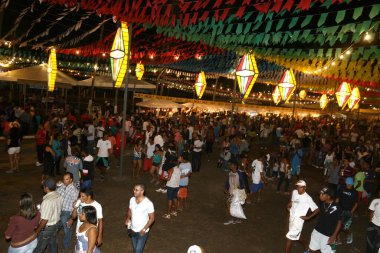 İlheus, Bahia / Brezilya - Haziran 26, 2011: Ilheus şehrinde Sao Joao partisi için sokak dekoltesi görüldü..