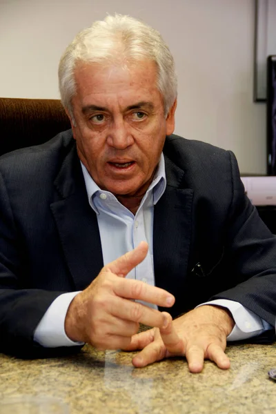 Salvador, Bahia / Brezilya - 24 Nisan 2013: Otto Alencar, Bahia vali yardımcısı, senatör, milletvekili, Salvador şehrindeki bir etkinlikte görüldü.