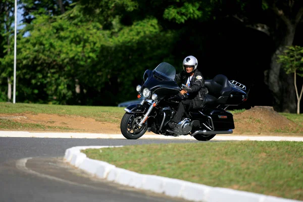 Salvador Bahia Brasil Abril 2014 Motocicleta Harley Davidson Cvc Ultra — Foto de Stock