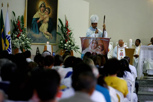 Salvador Bahia Brasil Outubro 2014 Pessoas São Vistas Durante Missa — Fotografia de Stock