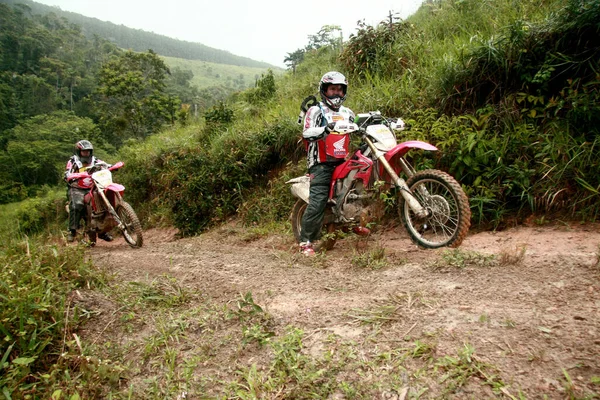 Porto Seguro Bahia Brasilien April 2009 Motorradfahrer Beim Motocross Enduro — Stockfoto