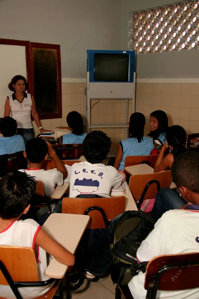 Eunapolis Bahia Brazil 2008年1月16日 在南巴伊亚州Eunapolis市一所公立学校的教室里可以看到教师和学生 — 图库照片