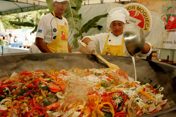 Belmonte Bahia Brasil Julio 2009 Cocinero Jefe Prepara Estofado Pescado — Foto de Stock