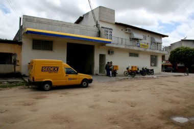 Eunapolis, Bahia / Brezilya - 1 Nisan 2008: Bahia 'nın güneyindeki Eunapolis şehrindeki Correios postanesinin cephesi.