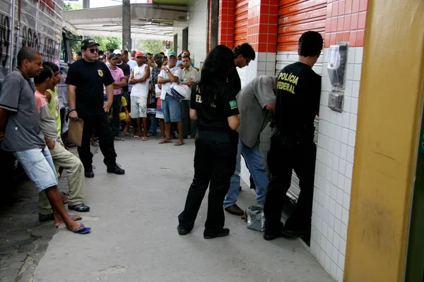 Salvador Bahia Brasilien Februar 2008 Agenten Der Bundespolizei Nehmen Der — Stockfoto