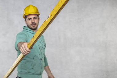 oluşturucu elinde ruh düzeyleri, ac fikri tutar