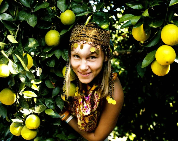 pretty islam woman in orange grove smiling, real muslim girl che