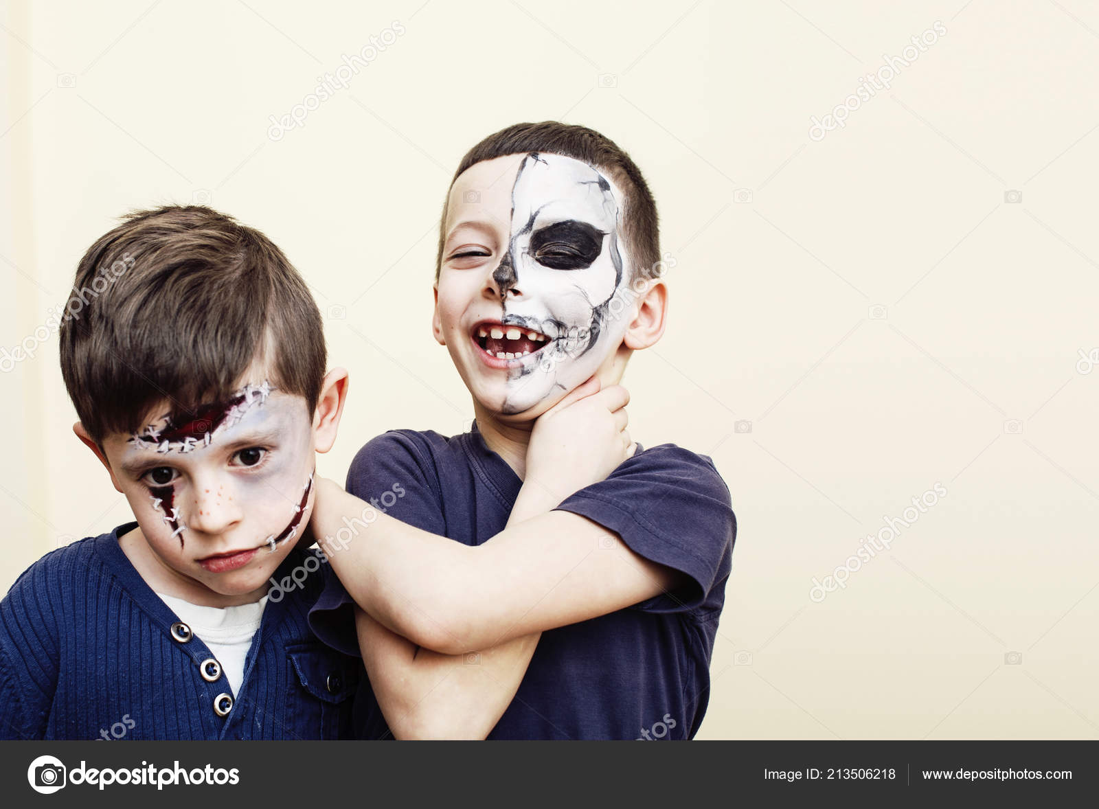 Zombie Apocalypse Enfants Concept Fete D Anniversaire Facep Photographie Iordani C Zombie Apocalypse Enfants Concept Fete D Anniversaire Facep Photographie Iordani C