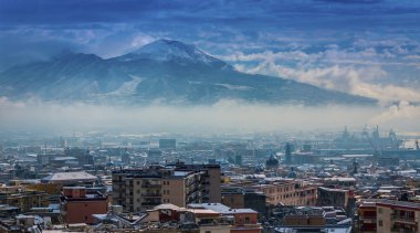 Napoli, Vezüv ile kış panoraması