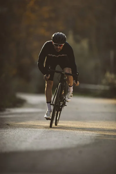 Piloto Bicicleta Estrada Profissional Ação Homens Ciclismo Bicicleta Estrada Montanha — Fotografia de Stock