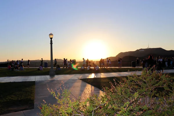 Coucher de soleil au Hollywood Sign de l'Observatoire Griffith — Photo