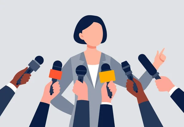 Informe en vivo, concepto de noticias en vivo. Una mujer dando una entrevista. Muchas manos de periodistas con micrófonos.. Ilustración vectorial plana . — Vector de stock