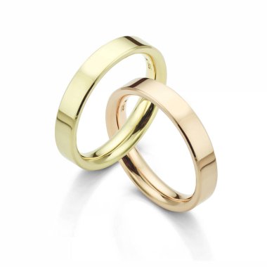 Alyanslar Beyaz Arkaplanda Birleşti 