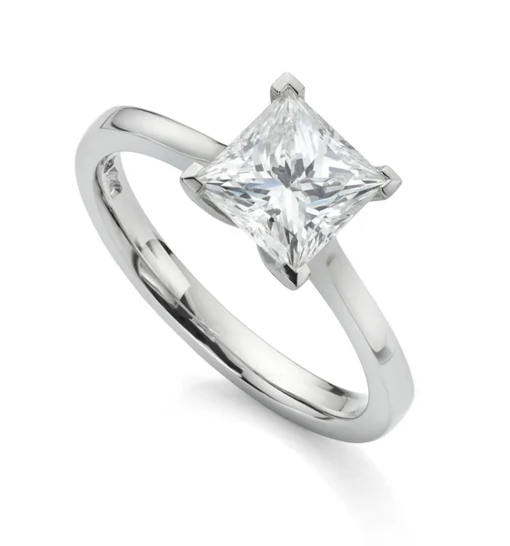 Bague Diamant Taille Princesse Carrée Sur Fond Blanc — Photo