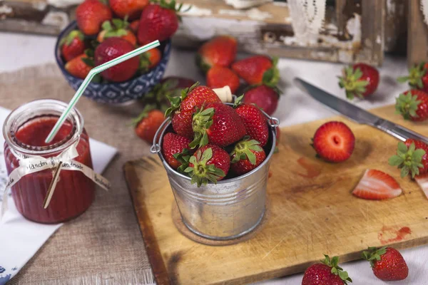 Smoothies Fresh Fruits Table — Stock Photo, Image