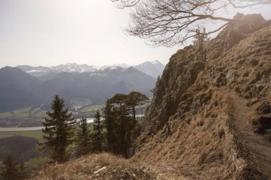 Mountain view Heuberg, Bavyera springtim içinde