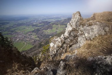 Mountain view Heuberg, Bavyera springtim içinde
