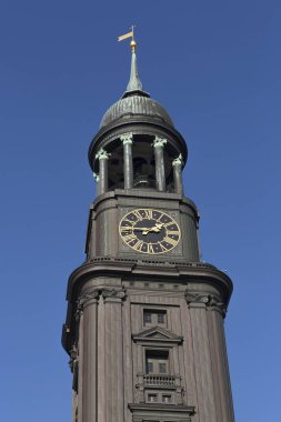 Hamburg/Almanya - 28 Haziran 2017: St. Michaelis kilisesi Hamburg, Almanya