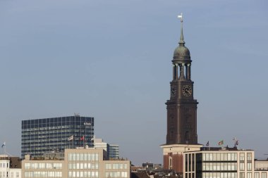 Hamburg/Almanya - 28 Haziran 2017: St. Michaelis kilisesi Hamburg, Almanya