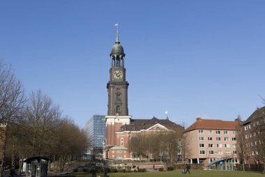 Hamburg/Almanya - 28 Haziran 2017: St. Michaelis kilisesi Hamburg, Almanya
