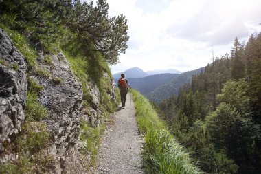 Bavyera Alpleri'nde hiking dağ