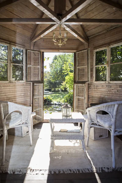 Summer hut in a garden, holiday concept — Stock Photo, Image