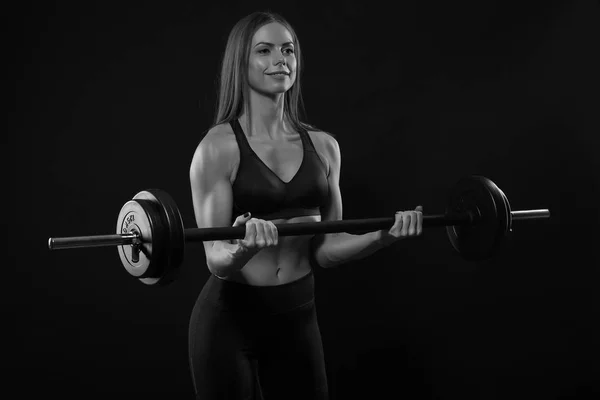 Sport Vrouw Tillen Gewicht Zwarte Achtergrond — Stockfoto