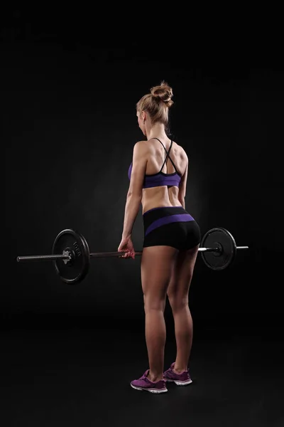 Genç Atletik Kız Bacaklar Eşek Için Egzersizleri Yapıyor — Stok fotoğraf