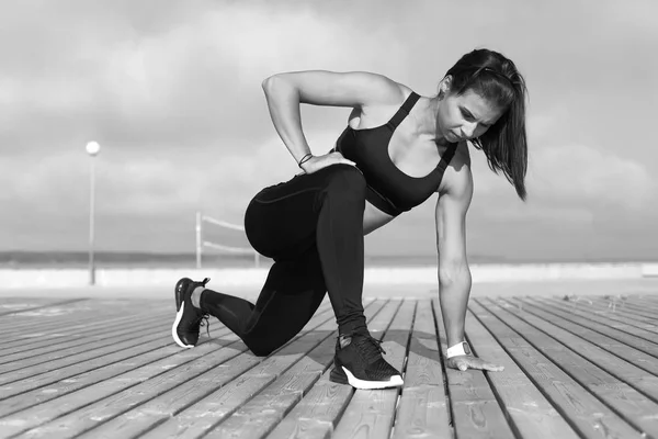 Jeune Fille Sportive Forte Tient Une Séance Entraînement — Photo