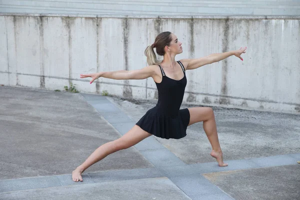 esnek bir cinsel gövdeli atletik kız