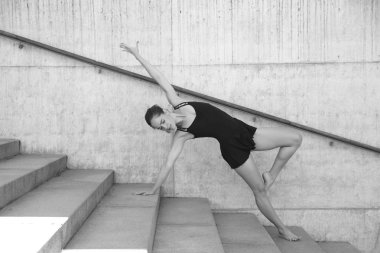 esnek sportif gövdeli atletik kız