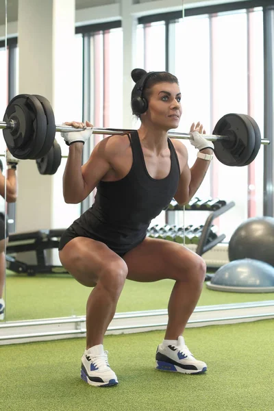 Jovem Bela Menina Fitness Com Corpo Muscular — Fotografia de Stock