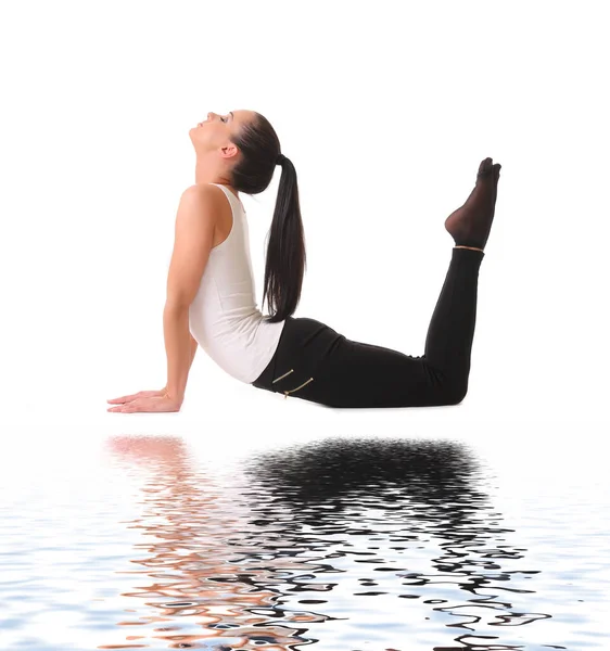 Frisk Ung Smal Kvinna Utövar Yoga Motion — Stockfoto