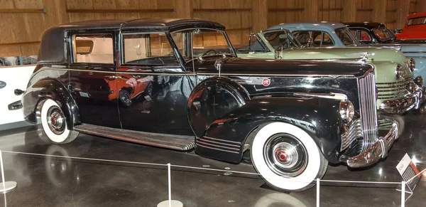 1942 Packard em exibição — Fotografia de Stock