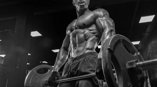 Homem Bonito Com Grandes Músculos Trens Ginásio Exercícios — Fotografia de Stock