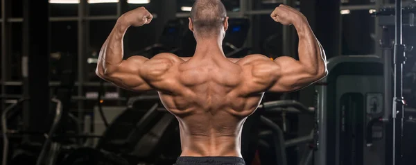 Bonito Brutal Caucasiano Forte Jovem Muscular Homem Modelo Aparência Treino — Fotografia de Stock