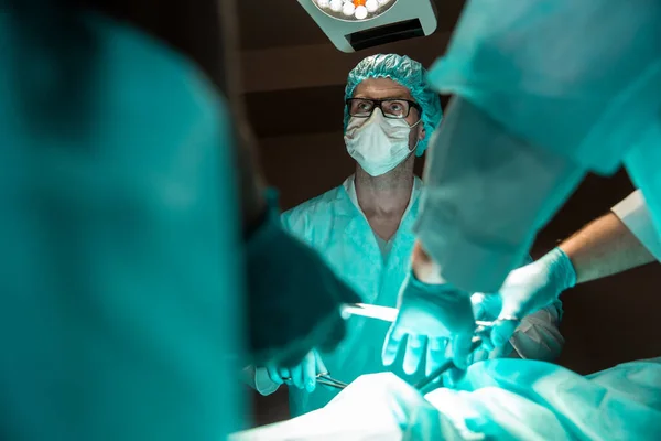 Cheerful Team Studentspassing Exams Operating Room Hospital Close Photo Good — Stock Photo, Image