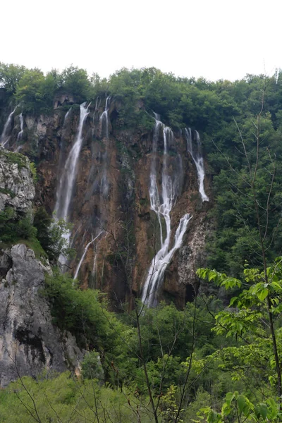 Εθνικό Πάρκο Plitvice Lakes Πιο Δημοφιλές Τουριστικό Αξιοθέατο Κοντά — Φωτογραφία Αρχείου