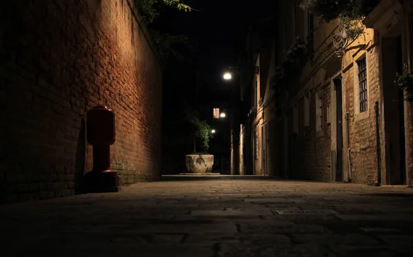 Casas históricas em Veneza, Italia — Fotografia de Stock